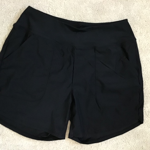💥black active shorts💥3 for $12💥 - Picture 2 of 4
